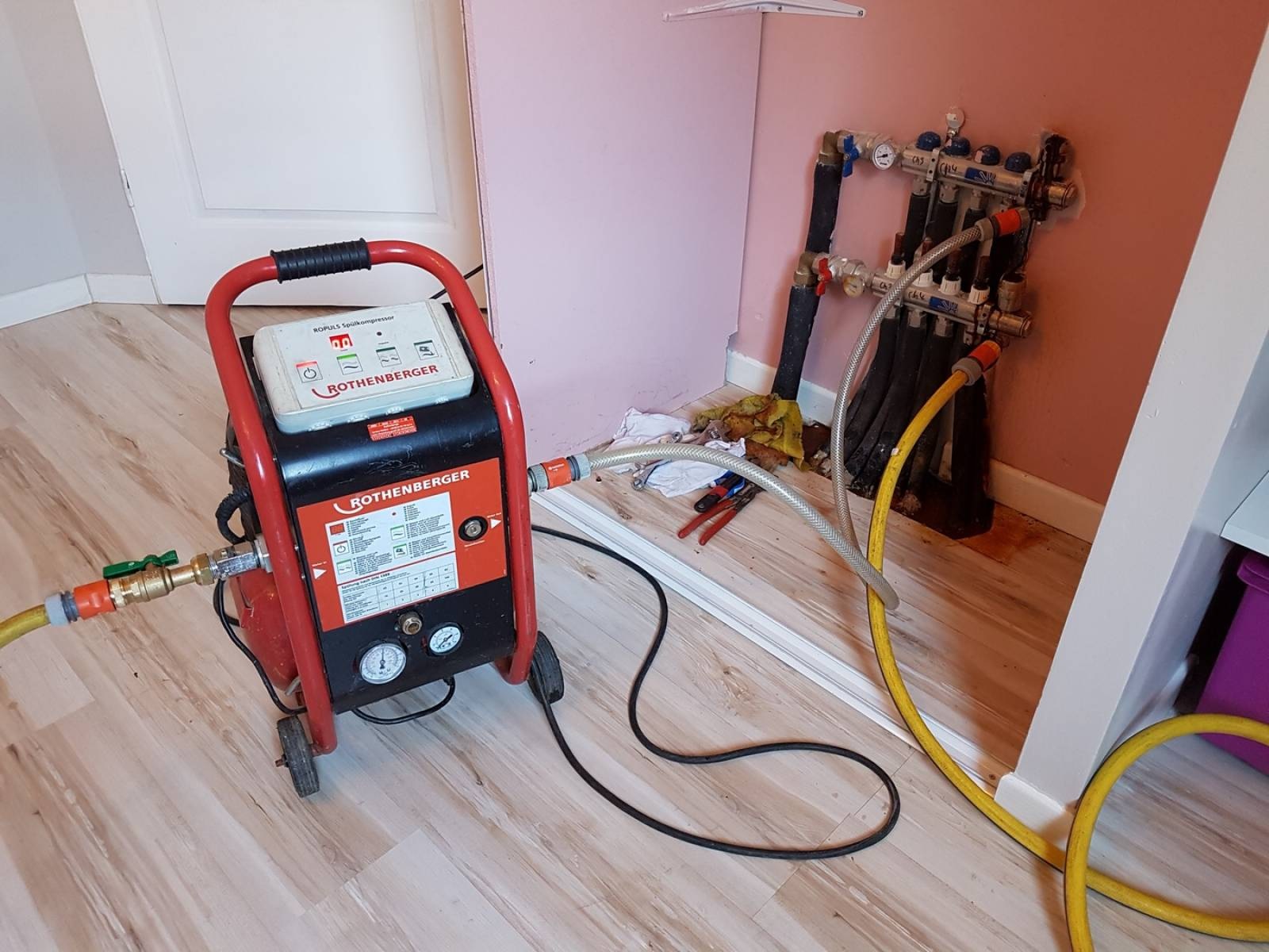 Kartal Karlıktepe Protherm Hermetik Şofben Petek Temizliği